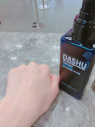 다슈코리아 다슈 맨즈 아쿠아 딥 워터풀 올인원 로션 — 4.5점을 준 리뷰어가 2018년 4월 올린 사용 사진