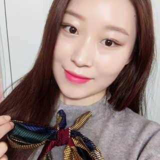 브이티 코스메틱 VT 리얼 콜라겐 팩트 — 4.17점을 준 리뷰어가 2017년 4월 올린 사용 사진
