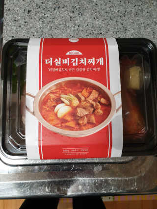 땡땡쿡 더실비김치찌개 2인분 710g 라면사리 포함 — 1점을 준 리뷰어가 2020년 1월 올린 사용 사진