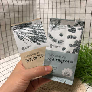 [착한습관]건강한 한끼, 귀리 쉐이크와 서리태 쉐이크 — 5점을 준 리뷰어가 2019년 9월 올린 사용 사진
