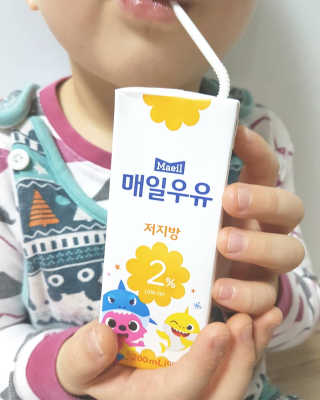 매일우유 멸균 매일우유 저지방 2프로 멸균 핑크퐁 에디션 6입 — 5점을 준 리뷰어가 2018년 1월 올린 사용 사진