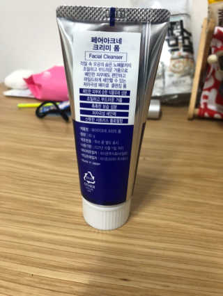페어아크네 크리미폼 페어아크네 크리미 폼 — 4점을 준 리뷰어가 2019년 10월 올린 사용 사진
