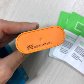 클레어테라피 프로-캄 비타 프레쉬 선스틱 — 5점을 준 리뷰어가 2019년 8월 올린 사용 사진