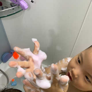 꼬모조이 탱글탱글 구름 콩순이 버블바스 — 4점을 준 리뷰어가 2019년 10월 올린 사용 사진