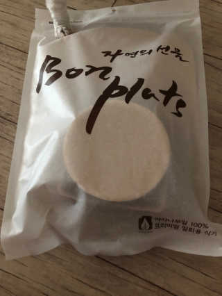 본플라 친환경 야자나무잎 접시 — 4.33점을 준 리뷰어가 2018년 8월 올린 사용 사진