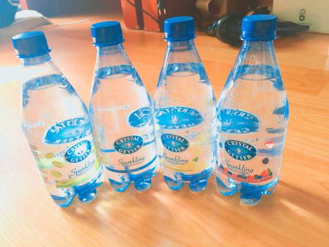 크리스탈가이저탄산수 532ml*16병 리뷰 사진
