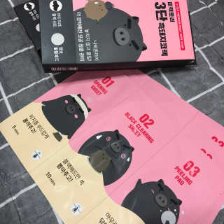 미팩토리 3단 흑돼지코팩 3매입 X 2 — 2.5점을 준 리뷰어가 2018년 10월 올린 사용 사진
