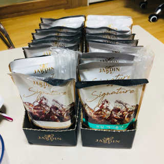 (주)쟈뎅 쟈뎅 시그니처 블랙, 헤이즐넛 230ml — 5점을 준 리뷰어가 2018년 7월 올린 사용 사진
