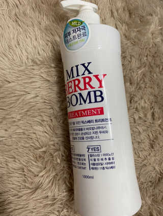 (주)에네스티 믹스베리 폭탄 트리트먼트 1000g — 5점을 준 리뷰어가 2020년 1월 올린 사용 사진