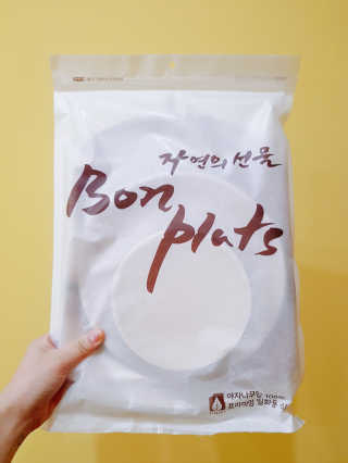 본플라 친환경 야자나무잎 접시 — 4.5점을 준 리뷰어가 2018년 9월 올린 사용 사진