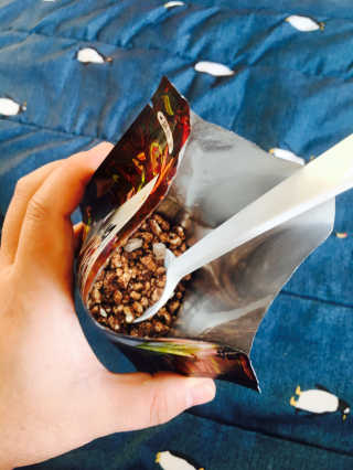 아우노그라노 오리지날, 진짜 베리, 진짜 카카오 — 5점을 준 리뷰어가 2018년 1월 올린 사용 사진