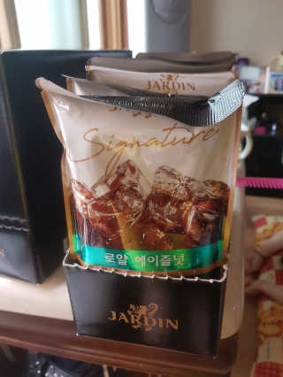 (주)쟈뎅 쟈뎅 시그니처 블랙, 헤이즐넛 230ml — 5점을 준 리뷰어가 2018년 7월 올린 사용 사진