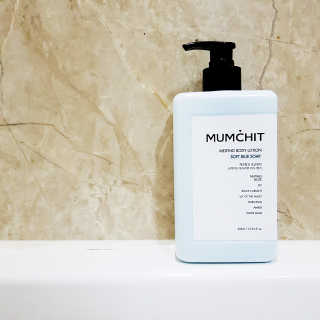 멈칫(MUMCHIT) 멜팅 바디로션 — 5점을 준 리뷰어가 2018년 12월 올린 사용 사진