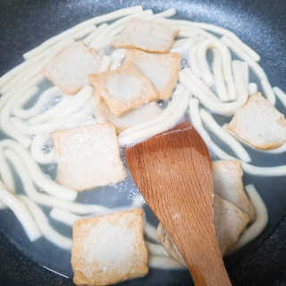 [홍코너떡볶이]옛날떡볶이 인기맛 4팩세트 — 4.5점을 준 리뷰어가 2019년 11월 올린 사용 사진