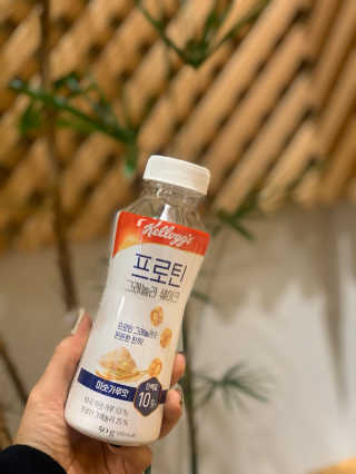 켈로그 프로틴바 멀티팩+프로틴 그래놀라 쉐이크 2종 — 5점을 준 리뷰어가 2020년 1월 올린 사용 사진