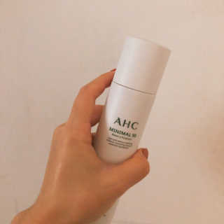 AHC 에이 에이치 씨 미니멀 10 워터리 에센스 — 5점을 준 리뷰어가 2018년 12월 올린 사용 사진