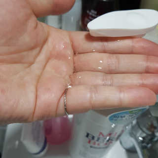 (주)에네스티 믹스베리 단백질 폭탄 샴푸 1000g — 5점을 준 리뷰어가 2019년 10월 올린 사용 사진
