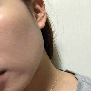 더메이런 에잇콤플렉스 워터드롭 화이트 크림 — 3.5점을 준 리뷰어가 2017년 2월 올린 사용 사진