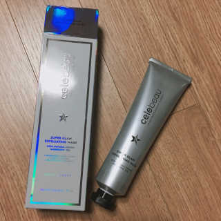 셀레뷰 슈퍼 글램 엑스폴리에이팅 마스크 — 5점을 준 리뷰어가 2017년 7월 올린 사용 사진
