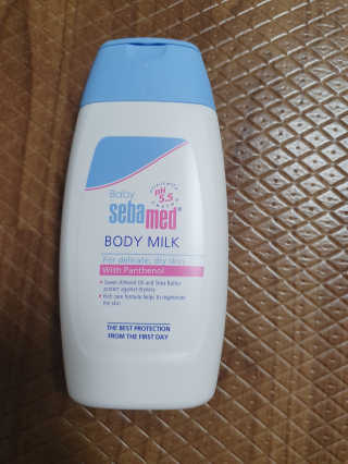 세바메드 베이비 바디밀크 200ml — 5점을 준 리뷰어가 2019년 12월 올린 사용 사진