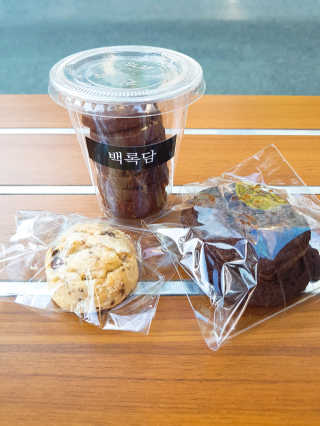 백록담디저트작업실 백록담디저트 2인 구성 set — 3.67점을 준 리뷰어가 2018년 8월 올린 사용 사진