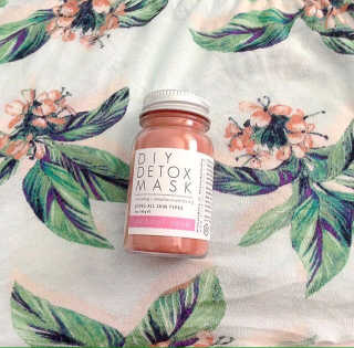 DIY Detox Mask - 코코넛 로즈 — 5점을 준 리뷰어가 2018년 8월 올린 사용 사진