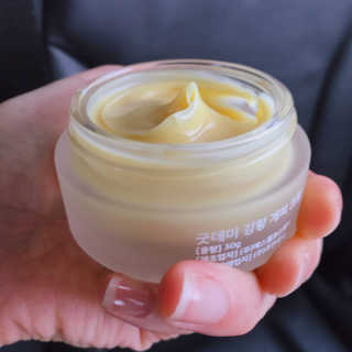 GoodDay Skincare GoodDay 강황 크림 — 5점을 준 리뷰어가 2019년 8월 올린 사용 사진