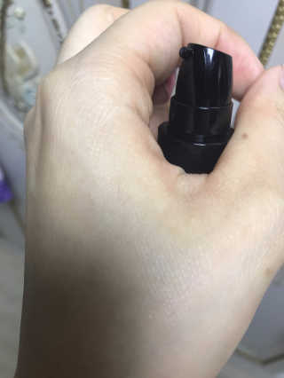 터치인솔 노포어블럼 프라이머 — 5점을 준 리뷰어가 2018년 4월 올린 사용 사진