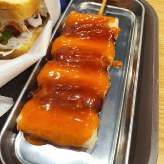 [토스트럭 강남역태극당점] 토스트2+소떡소떡+음료2 — 5점을 준 리뷰어가 2019년 10월 올린 사용 사진