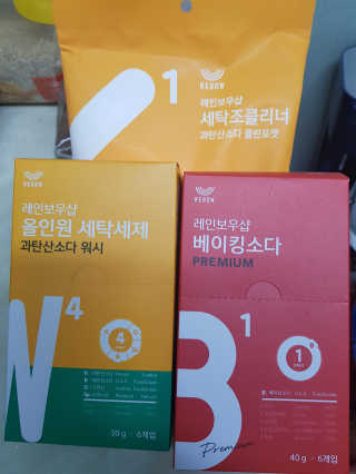 레인보우샵 올인원세탁세제,베이킹소다 스틱포6개입+세탁조클리너 — 5점을 준 리뷰어가 2018년 4월 올린 사용 사진