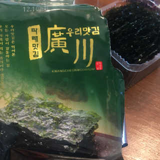 광천우리맛김 한봉지 2~3인분, 아삭하고 향긋한 우리파래식탁김28매 — 4점을 준 리뷰어가 2018년 4월 올린 사용 사진