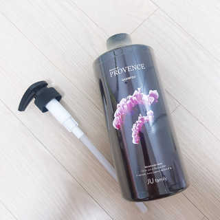 프로방스 바이올렛 퍼퓸 샴푸 1000ml 업그레이드 — 5점을 준 리뷰어가 2019년 6월 올린 사용 사진