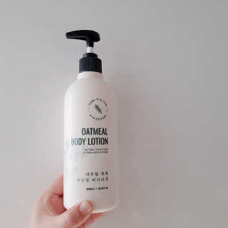 (주)에네스티 내추럴 촉촉  오트밀 바디로션 500ml — 5점을 준 리뷰어가 2019년 12월 올린 사용 사진