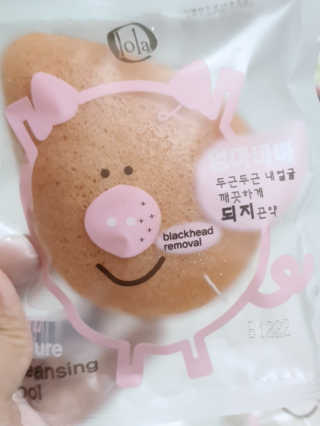 닥터로라 닥터롤라 엄마바바 깨끗하게 되지곤약 스폰지 — 5점을 준 리뷰어가 2018년 10월 올린 사용 사진