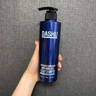 다슈코리아 다슈 단백질 한방 두피 골드 샴푸 500ml +샴푸브러쉬 — 5점을 준 리뷰어가 2020년 1월 올린 사용 사진
