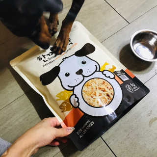 [펫토리아] 맛도 영양도 BEST 한끼뚝딱 강아지 사료 — 5점을 준 리뷰어가 2018년 12월 올린 사용 사진