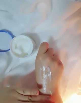 지고트 비타솔루션12 모이스처 앰플 크림 100ml — 5점을 준 리뷰어가 2019년 6월 올린 사용 사진