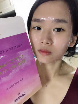 더메이블 라벤더 스킨 릴리프 하이드로겔 마스크 — 5점을 준 리뷰어가 2018년 12월 올린 사용 사진