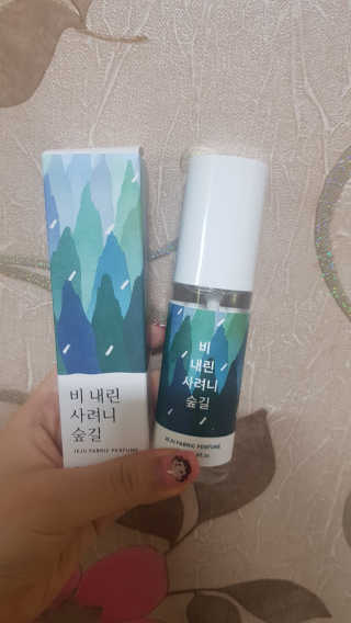 르플랑 제주 패브릭 퍼퓸 60ml 8종 — 5점을 준 리뷰어가 2018년 9월 올린 사용 사진