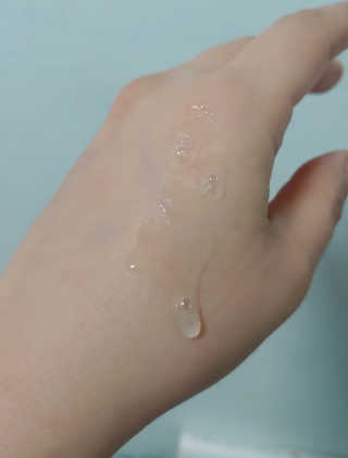 오지아이 워터 밤 모이스처 스킨 에센스 180ml — 5점을 준 리뷰어가 2020년 2월 올린 사용 사진