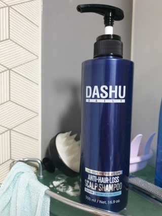 다슈코리아 다슈 데일리 단백질 한방 두피 골드 샴푸 500ml — 2.5점을 준 리뷰어가 2020년 3월 올린 사용 사진