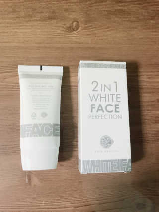피움 스킨바리스타 2in1 화이트 페이스 퍼펙션 50ml — 5점을 준 리뷰어가 2018년 10월 올린 사용 사진