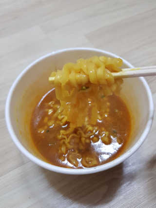오뚜기카레면 2차 모집 — 5점을 준 리뷰어가 2019년 2월 올린 사용 사진