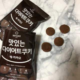 인테이크 맛있는 다이어트 쿠키 카카오 — 5점을 준 리뷰어가 2017년 11월 올린 사용 사진