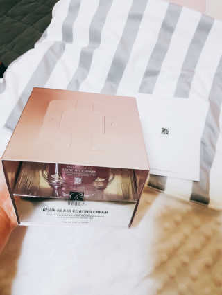 레디 아쿠아 글라스 코팅 크림 — 5점을 준 리뷰어가 2017년 10월 올린 사용 사진