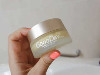GoodDay Skincare GoodDay 강황 크림 — 4.5점을 준 리뷰어가 2019년 8월 올린 사용 사진