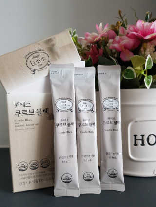 [하우투잇] 뤼에르 쿠르브 블랙 10ml x 30포 총 300ml — 5점을 준 리뷰어가 2020년 3월 올린 사용 사진
