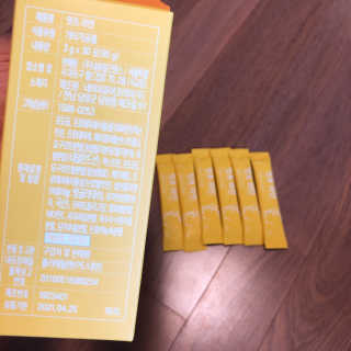 네츄럴굿띵스 잇츠 라인 30포 — 2.5점을 준 리뷰어가 2019년 8월 올린 사용 사진