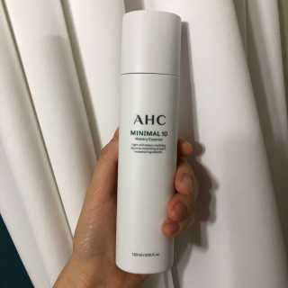 AHC 에이 에이치 씨 미니멀 10 워터리 에센스 — 2점을 준 리뷰어가 2018년 12월 올린 사용 사진