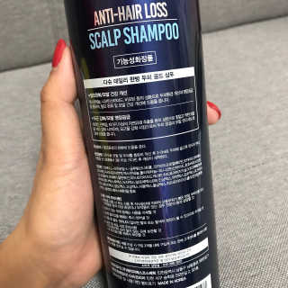 다슈코리아 다슈 데일리 한방 두피 골드 샴푸 500ml — 5점을 준 리뷰어가 2017년 12월 올린 사용 사진
